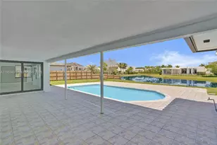 16653 Golfview Dr, Weston, FL 33326 - Photo 73