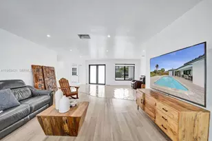 16653 Golfview Dr, Weston, FL 33326 - Photo 15