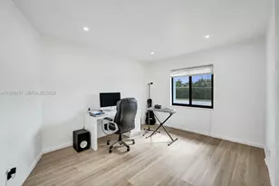 16653 Golfview Dr, Weston, FL 33326 - Photo 51