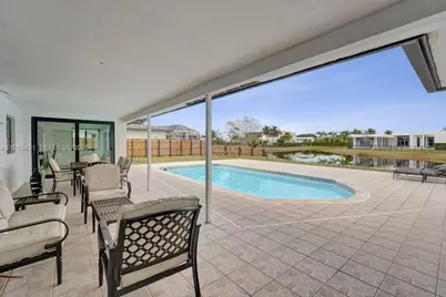 16653 Golfview Dr, Weston, FL 33326 - Photo 61