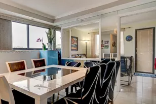 301 Golden Isles Dr, Hallandale Beach, FL 33009 - Photo 19