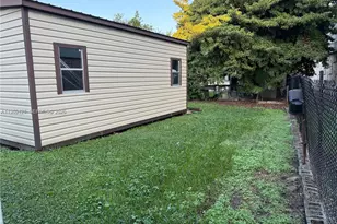 3000 NW 13th St, Miami, FL 33125 - Photo 5