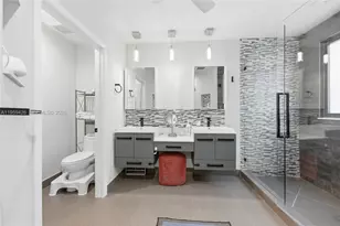 500 Cambridge Dr, Weston, FL 33326 - Photo 25