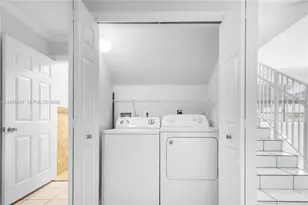 6765 NW 182nd St, Hialeah, FL 33015 - Photo 7