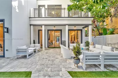 3675 Loquat Ave, Miami, FL 33133 - Photo 11