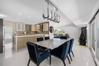 1040 NE 86th St, Miami, FL 33138 - Photo 27