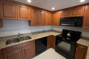 101 Sidonia Ave, Coral Gables, FL 33134 - Photo 25