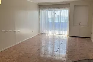 400 Kings Point Dr, Sunny Isles Beach, FL 33160 - Photo 15