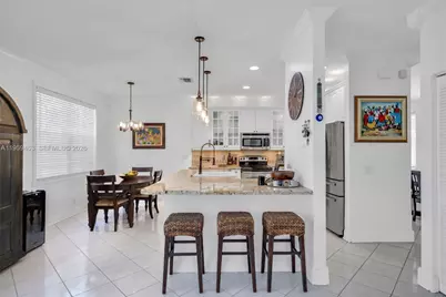 636 Vista Meadows Dr, Weston, FL 33327 - Photo 5