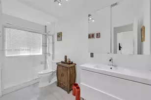 636 Vista Meadows Dr, Weston, FL 33327 - Photo 17