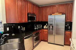 16100 Emerald Estates Dr, Weston, FL 33331 - Photo 11