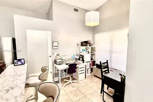 5470 Pine Cir, Coral Springs, FL 33067 - Photo 11