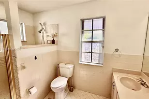 5470 Pine Cir, Coral Springs, FL 33067 - Photo 23