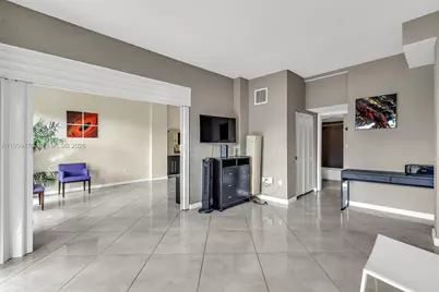 11111 Biscayne Blvd #116, Miami, FL 33181 - Photo 7