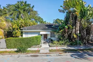 7715 NE 5th Ave, Miami, FL 33138 - Photo 13