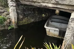 7715 NE 5th Ave, Miami, FL 33138 - Photo 11