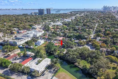 7715 NE 5th Ave, Miami, FL 33138 - Photo 23