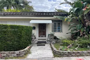 7715 NE 5th Ave, Miami, FL 33138 - Photo 5