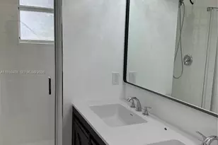 4176 NE 9th St, Homestead, FL 33033 - Photo 19