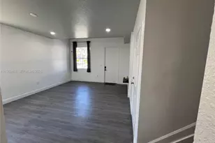 4176 NE 9th St, Homestead, FL 33033 - Photo 5