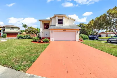 1801 NW 120th Ter, Pembroke Pines, FL 33026 - Photo 47