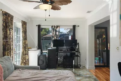 9710 NW 10th St, Pembroke Pines, FL 33024 - Photo 11