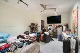 9710 NW 10th St, Pembroke Pines, FL 33024 - Photo 21