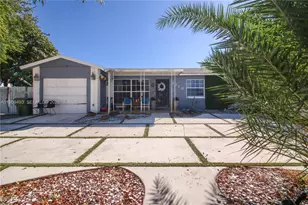 9710 NW 10th St, Pembroke Pines, FL 33024 - Photo 1