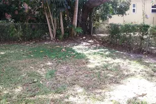 3920 NW 59th Ave, Virginia Gardens, FL 33166 - Photo 3