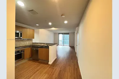 1060 Brickell Ave #2513, Miami, FL 33131 - Photo 5