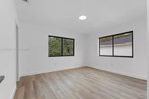 14545 Garden Dr, Miami, FL 33168 - Photo 17