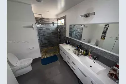 5320 NW 190th St, Miami Gardens, FL 33055 - Photo 9