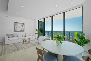 88 SW 7th St, Miami, FL 33130 - Photo 15