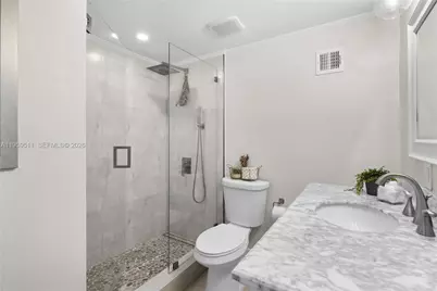 1200 West Ave #505, Miami Beach, FL 33139 - Photo 15