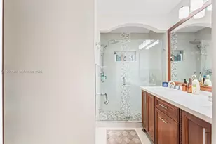 951 SW 124th Ct, Miami, FL 33184 - Photo 25