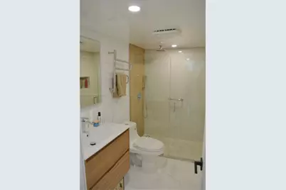 9682 Fontainebleau Blvd #203, Miami, FL 33172 - Photo 13