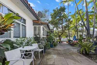 1051 NE 86th St, Miami, FL 33138 - Photo 29