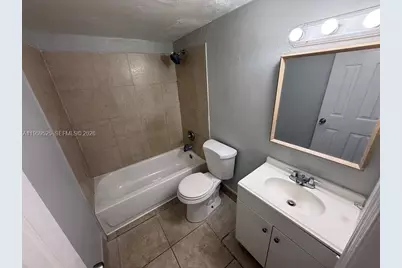 101 NE 41st St #A1, Oakland Park, FL 33334 - Photo 3