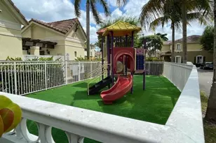 8826 W Flagler St, Miami, FL 33174 - Photo 15