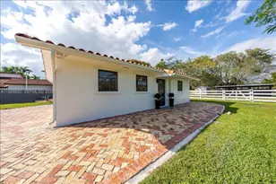 7705 SW 66th St, South Miami, FL 33143 - Photo 49