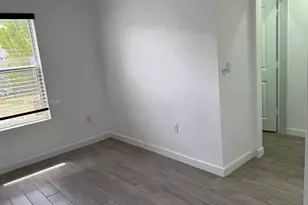 613 NE 5th St, Florida City, FL 33034 - Photo 7