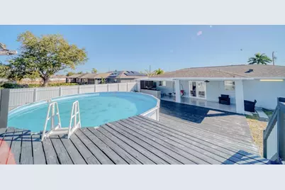 1918 SE 5th Ct, Cape Coral, FL 33990 - Photo 3