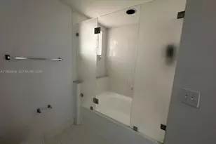 3245 NE 184th St, Aventura, FL 33160 - Photo 17