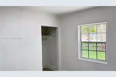 16221 E Bunche Park Dr, Miami Gardens, FL 33054 - Photo 9