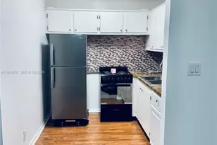 4031 Berkshire, Deerfield Beach, FL 33442 - Photo 11