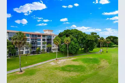 3850 Oaks Clubhouse Dr #504, Pompano Beach, FL 33069 - Photo 55