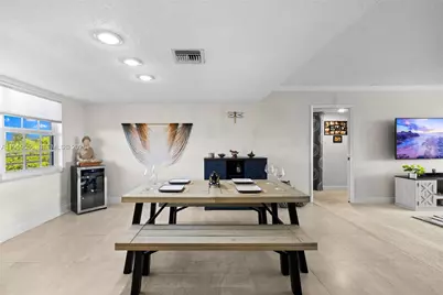 3850 Oaks Clubhouse Dr #504, Pompano Beach, FL 33069 - Photo 15