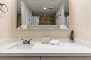 20291 NE 30th Ave, Aventura, FL 33180 - Photo 19