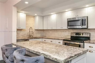 20291 NE 30th Ave #PH-10, Aventura, FL 33180 - Photo 7