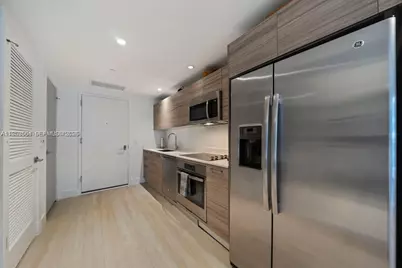 121 NE 34th St #L401, Miami, FL 33137 - Photo 7